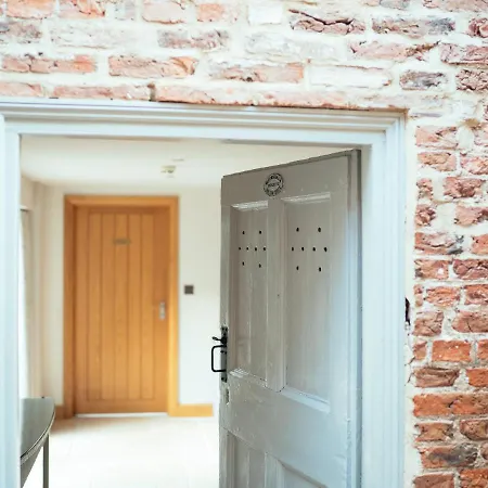 Servant's Quarters