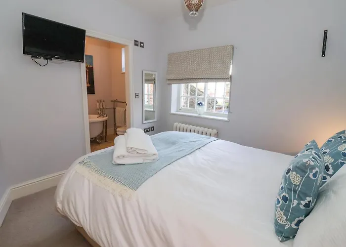 Apartment Servant's Quarters York