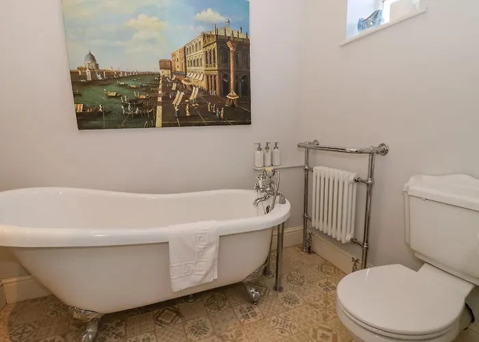 Servant's Quarters * York